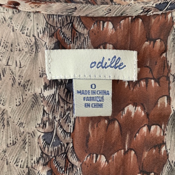 Odille (Anthropologie) blouse, 100% silk, size US 0 - Picture 4 of 5